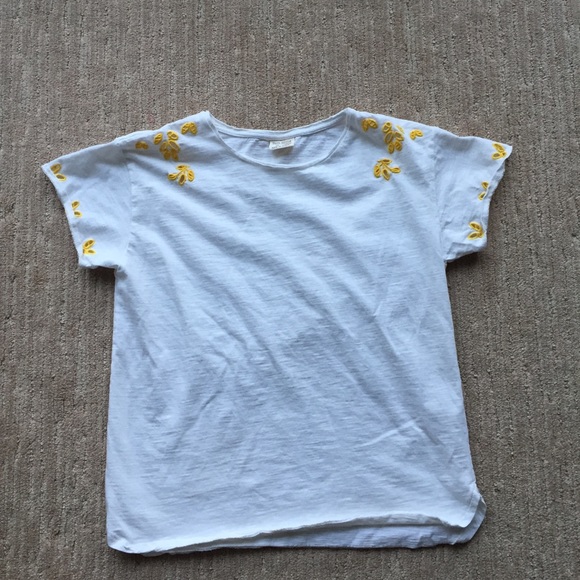 Zara Shirts & Tops Zara White And Yellow Detailedembroidered Tshirt